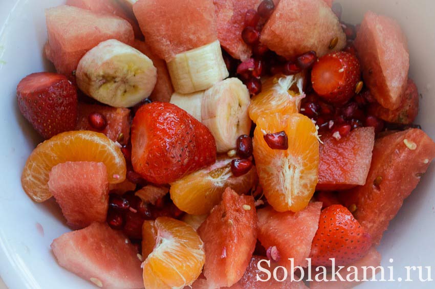 салат из фруктов в Гоа