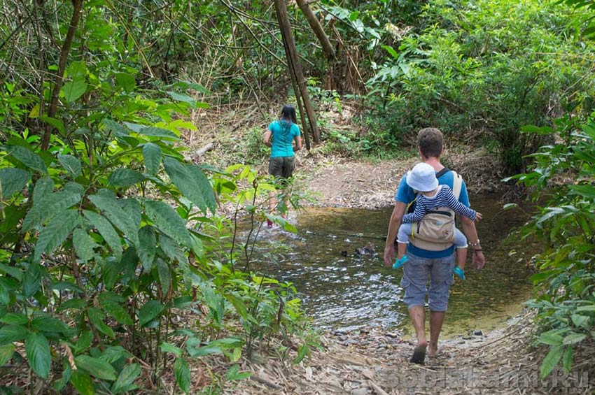 Эль Нидо, Makinit Hotsprings, Nagkalit-kalit Waterfalls, горячие источники, водопады