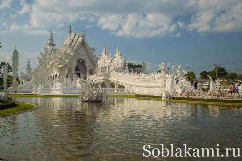 Белый храм, Чианграй, Таиланд