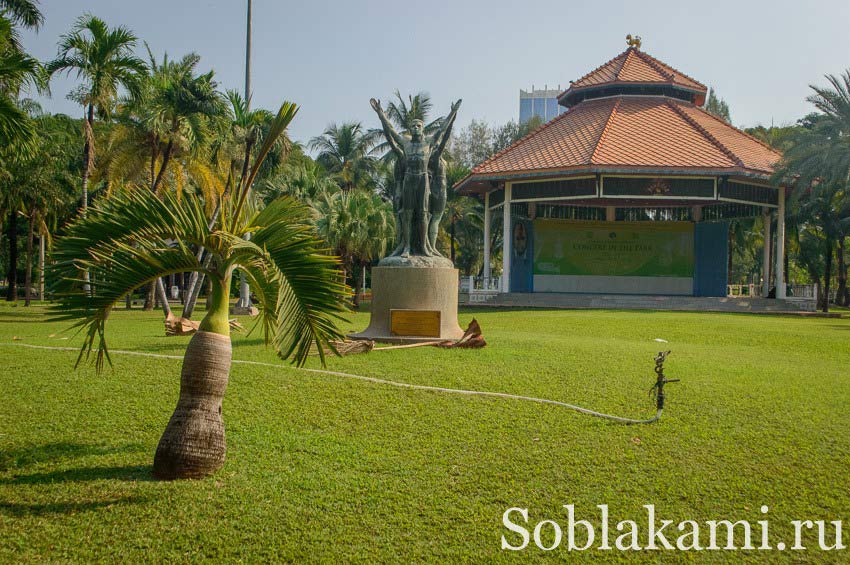 парк Люмпини в Бангкоке,Таиланд (Lumphini park Bangkok)