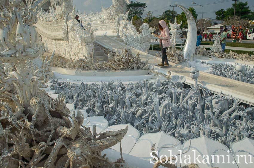 Белый храм Wat Rong Khun в Чианграе, фото, отзывы