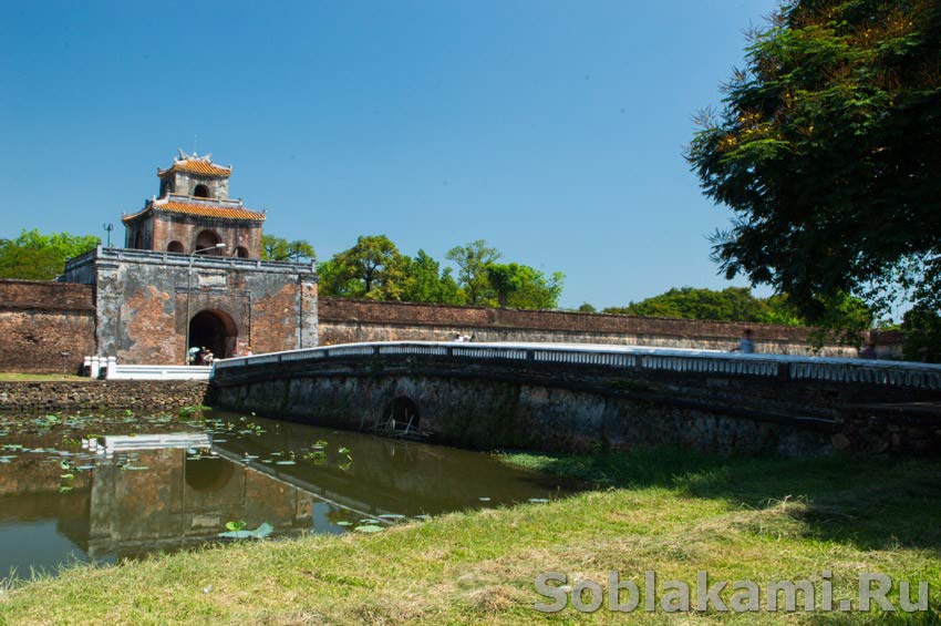 Хюэ, Вьетнам, Hue, королевская цитадель, крепость, Ароматная река