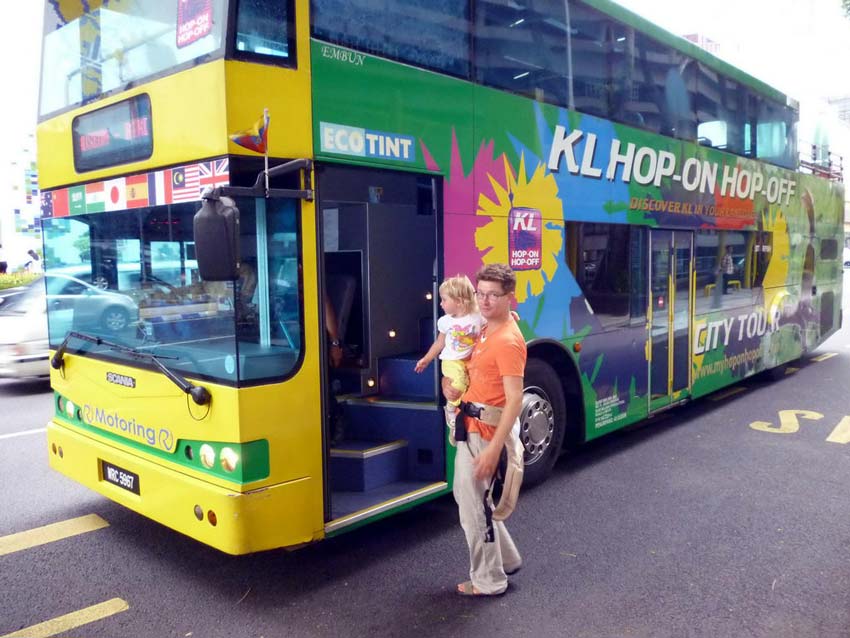 Экскурсии нон-стоп: плюсы и минусы автобусов "Hop-on Hop-off" в Куала-Лумпуре